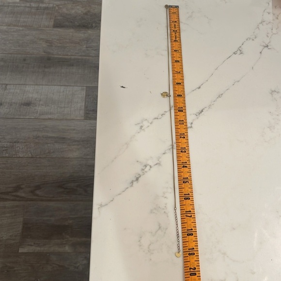 “e” necklace - Picture 5 of 5